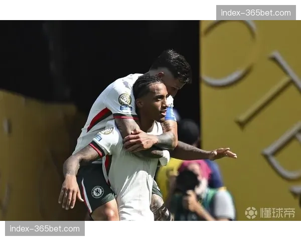 特写镜头：南特老将布拉斯主罚点球前长达一分钟的深呼吸与凝视