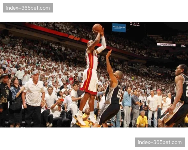 战术前瞻:热火对阵雄鹿,联防策略能否再次奏效?